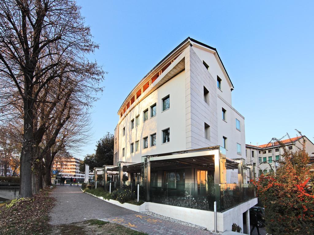 Postumia Hotel Design Oderzo Exteriör bild